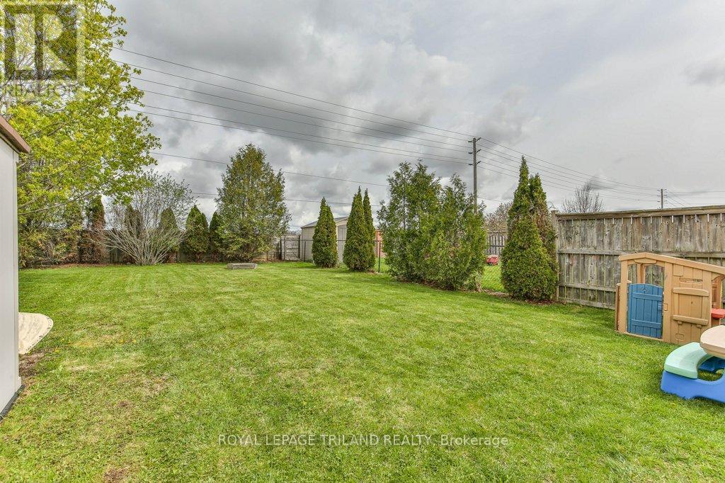 9 Brookside Drive, St. Thomas, ON - Outdoor