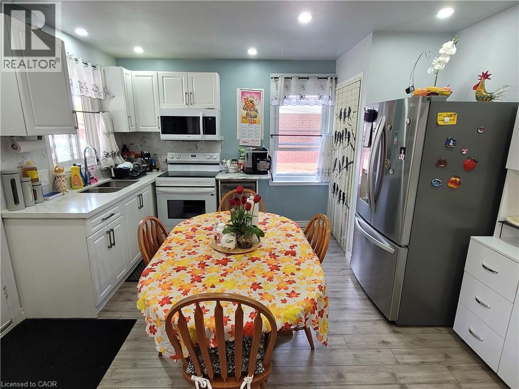 239 West 18Th Street, Hamilton, ON - Indoor