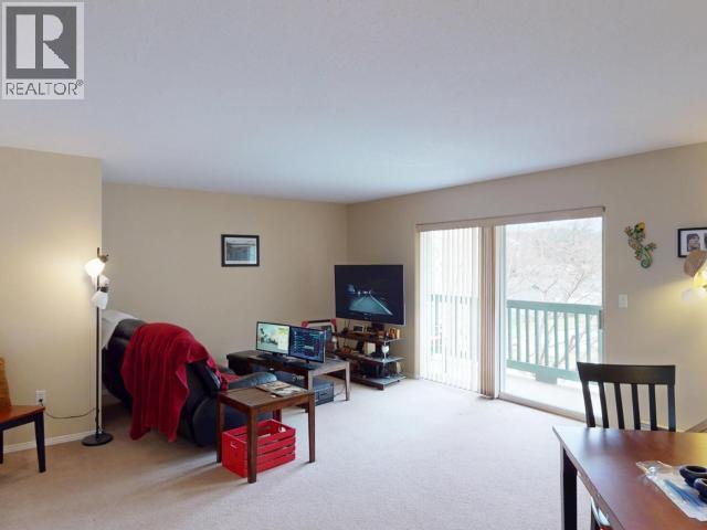 301-5701 Willow Ave, Powell River, BC - Indoor