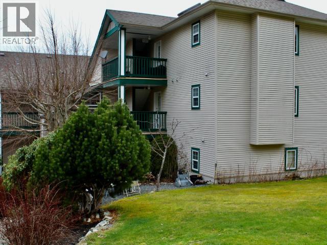 301-5701 Willow Ave, Powell River, BC - Outdoor With Exterior