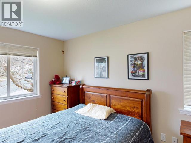 301-5701 Willow Ave, Powell River, BC - Indoor Photo Showing Bedroom