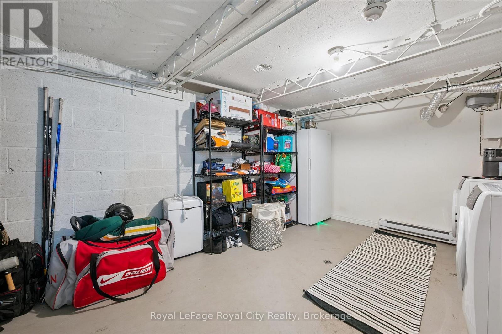 18 - 80 Burns Drive, Guelph (Riverside Park), ON - Indoor