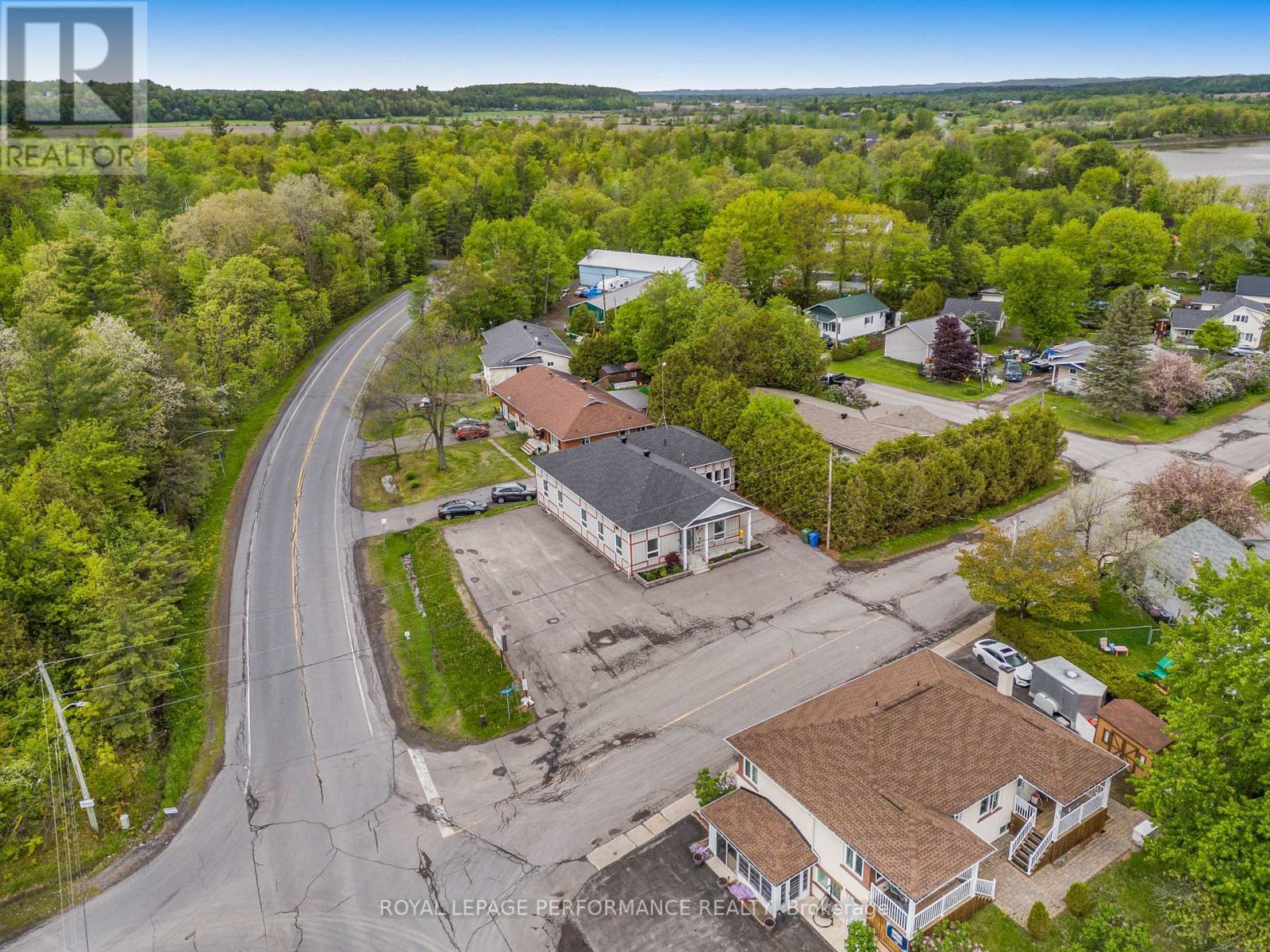 200 Du Comte Street, Alfred And Plantagenet, ON