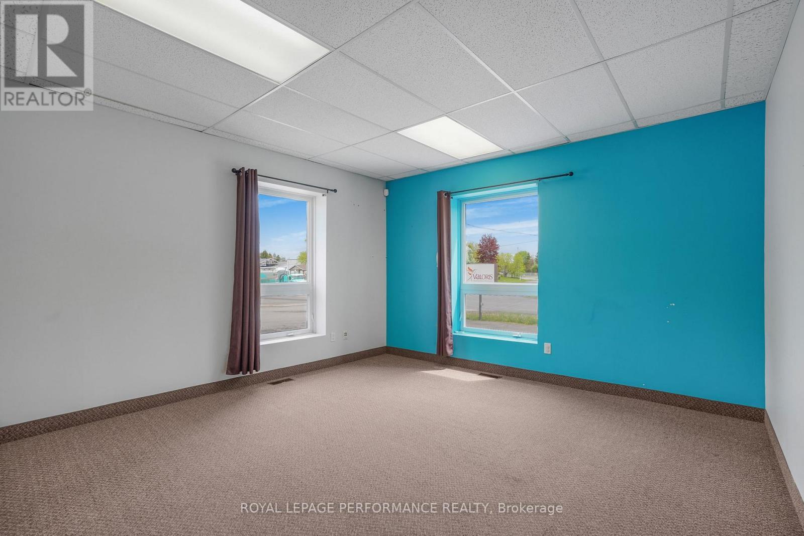 200 Du Comte Street, Alfred And Plantagenet, ON