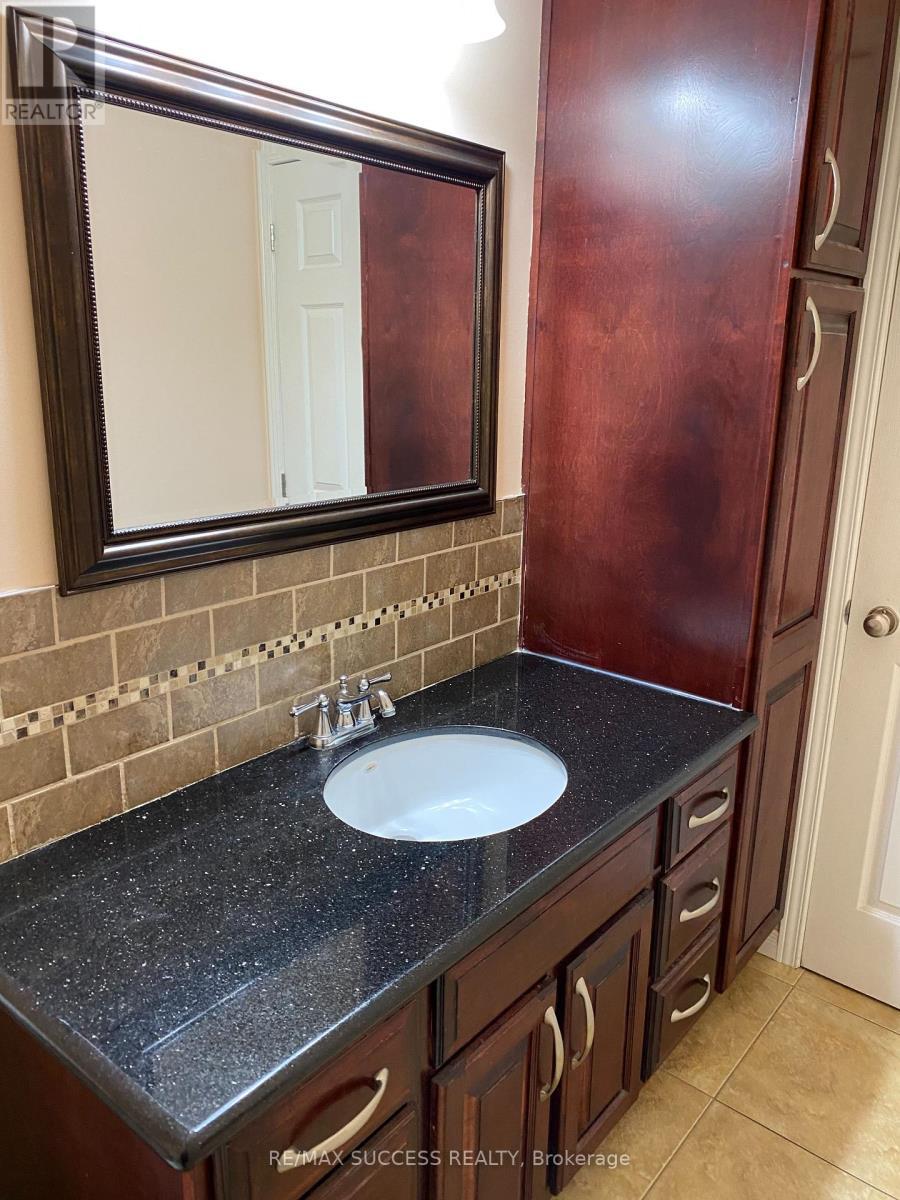4 Palmer Street, Norfolk, ON - Indoor Photo Showing Bathroom
