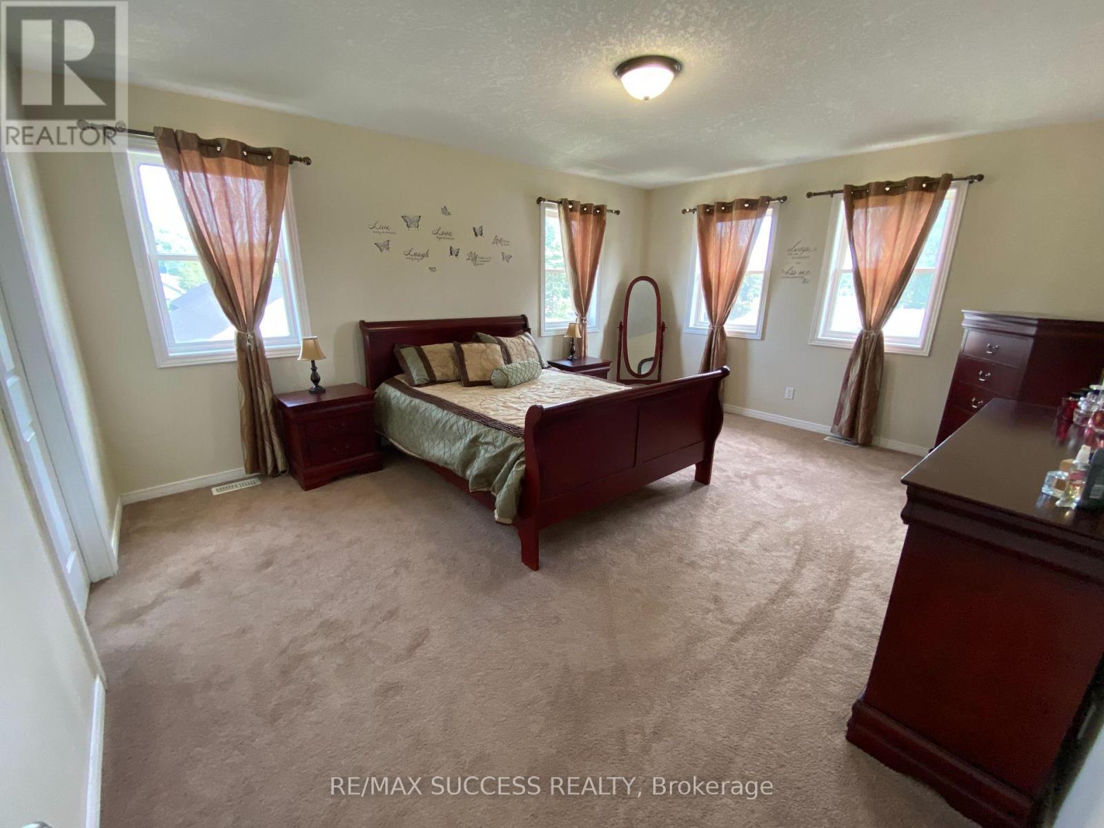 4 Palmer Street, Norfolk, ON - Indoor Photo Showing Bedroom