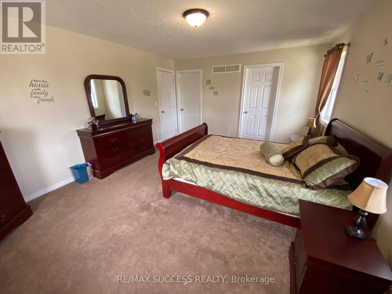 4 Palmer Street, Norfolk, ON - Indoor Photo Showing Bedroom