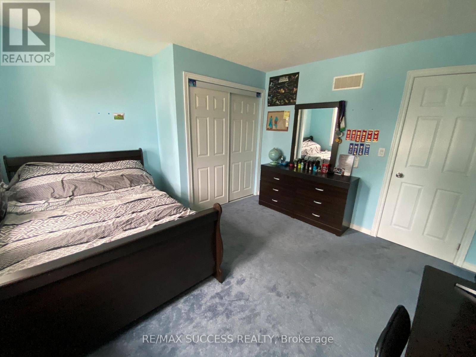 4 Palmer Street, Norfolk, ON - Indoor Photo Showing Bedroom