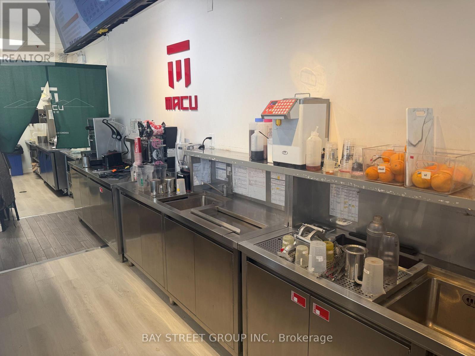 101 - 330 Highway 7 E, Richmond Hill, ON