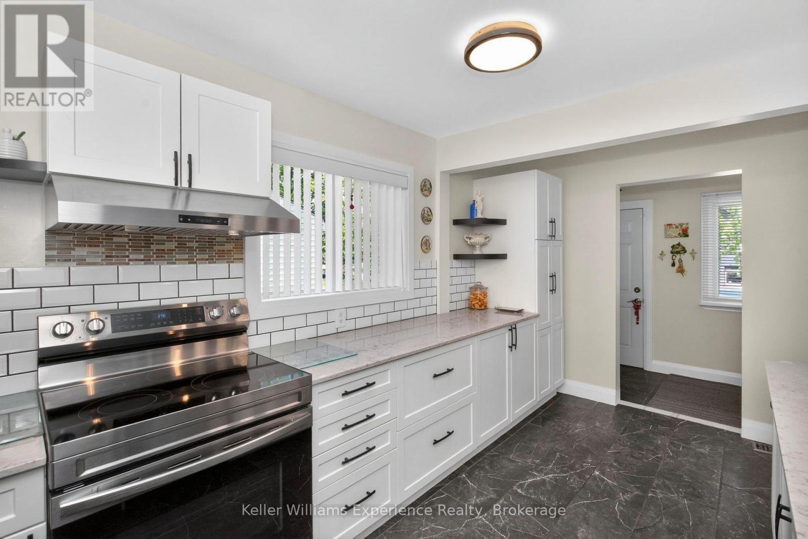 174 Seventh Street, Midland, ON