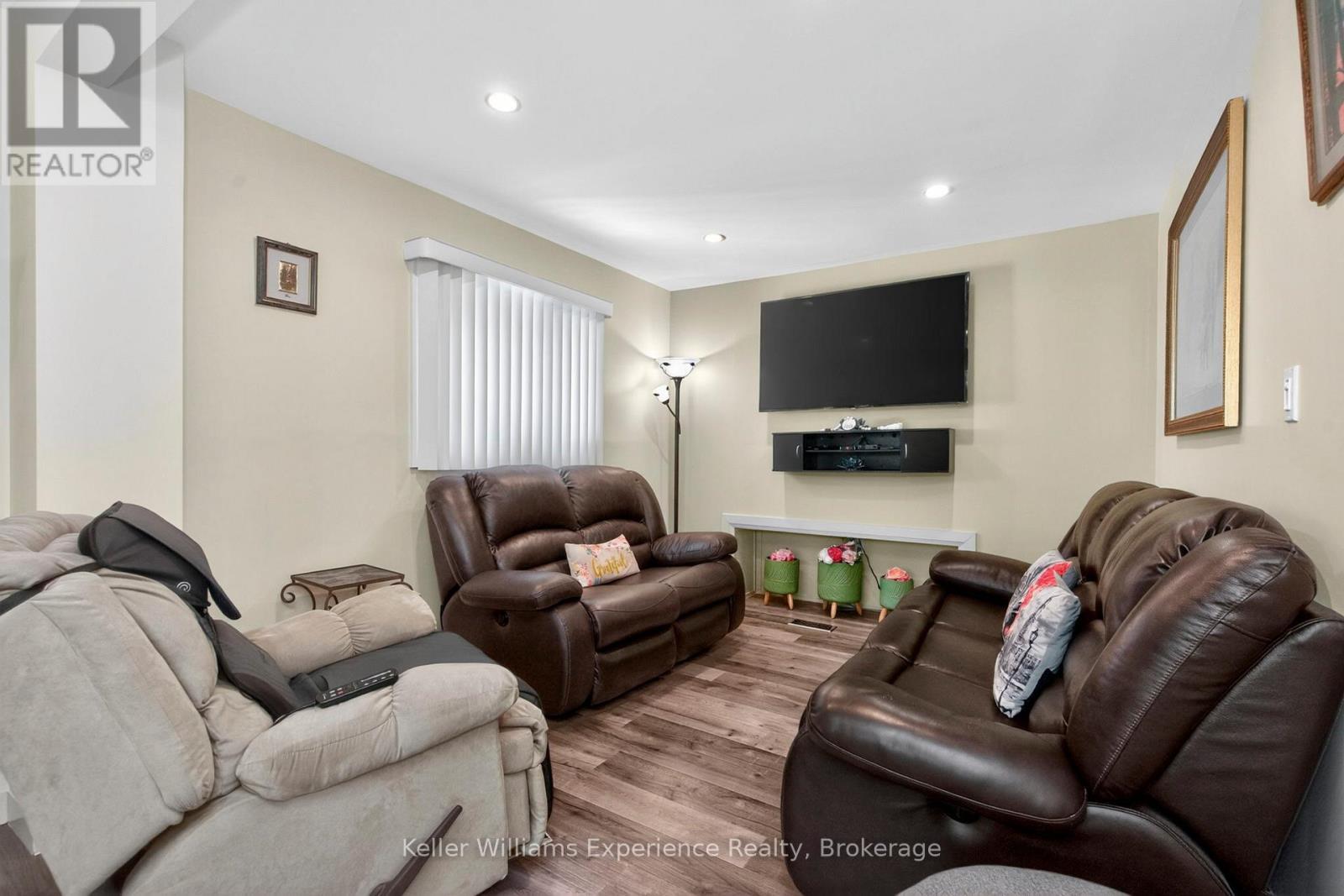 174 Seventh Street, Midland, ON