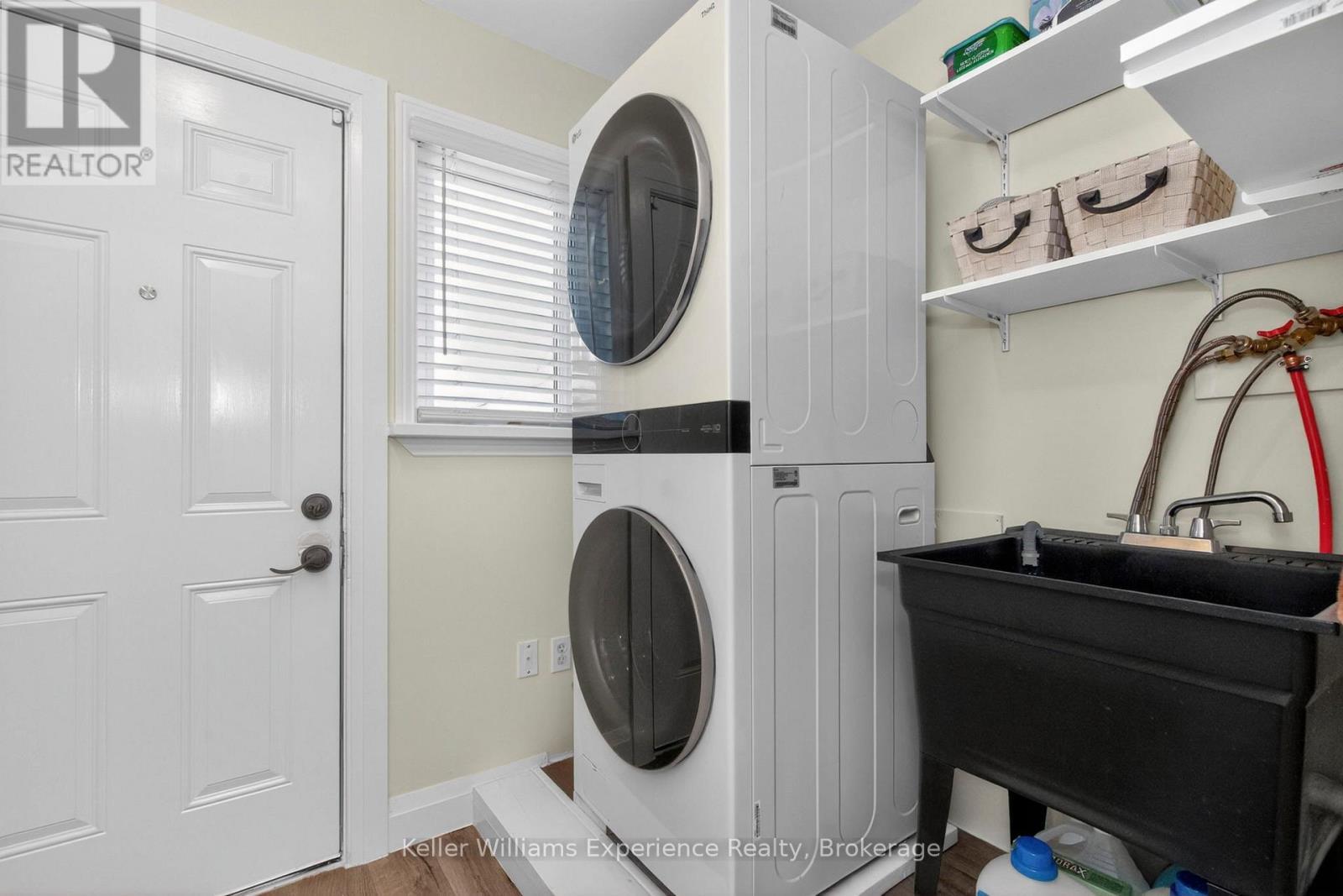 174 Seventh Street, Midland, ON