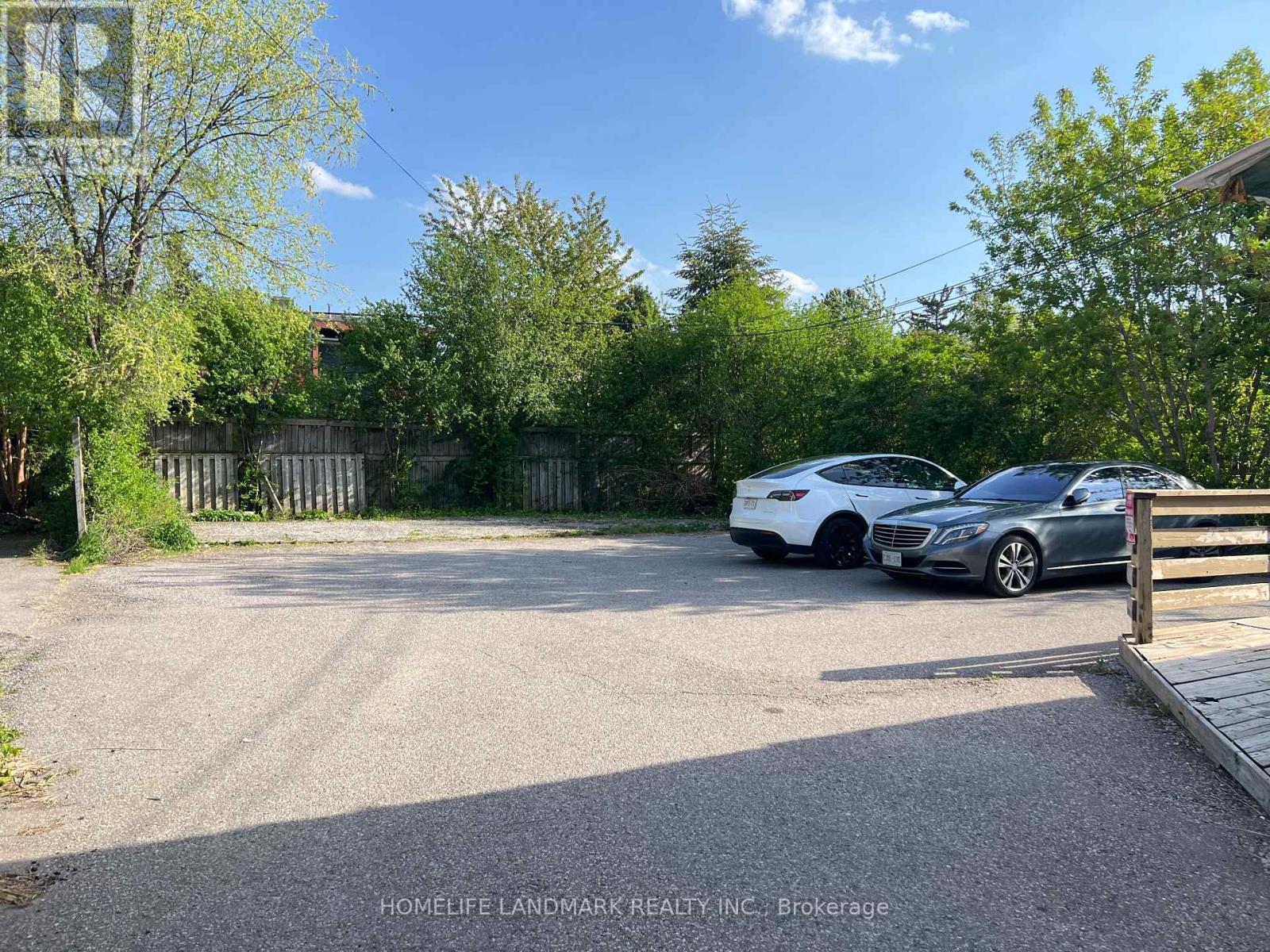 149 Finch Avenue W, Toronto, ON - Outdoor