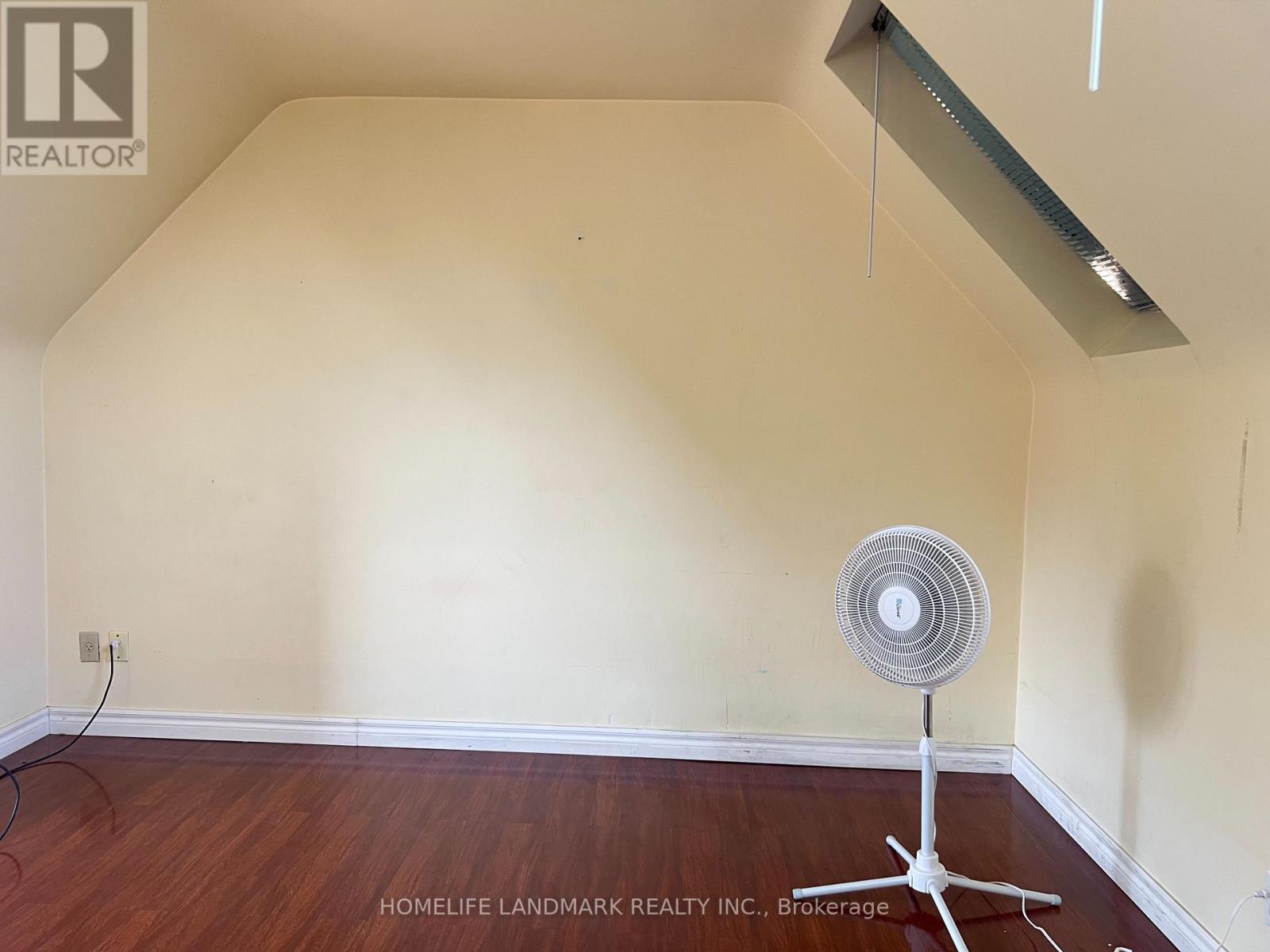 149 Finch Avenue W, Toronto, ON - Indoor Photo Showing Other Room