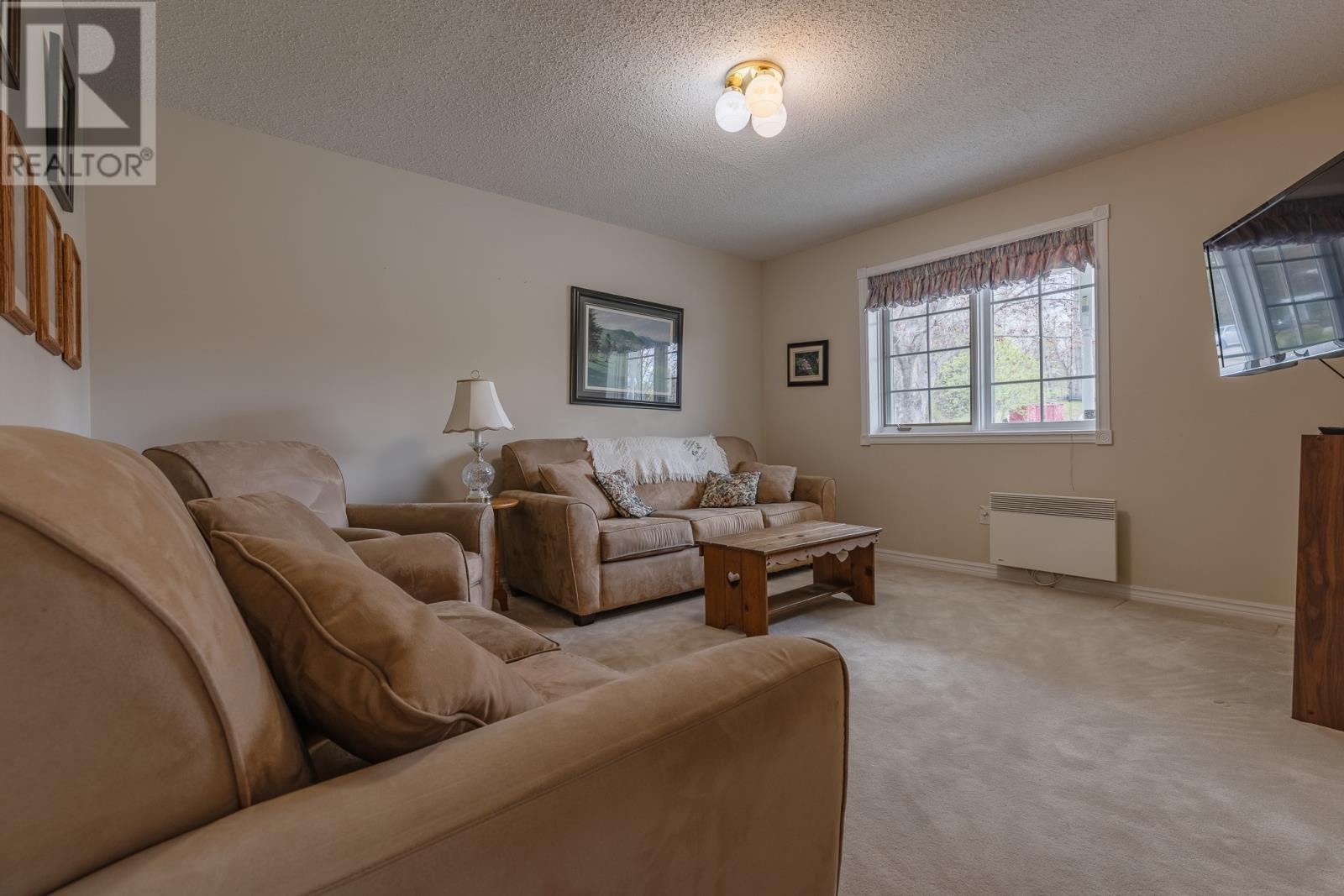 7 Viking Place, Corner Brook, NL - Indoor Photo Showing Living Room