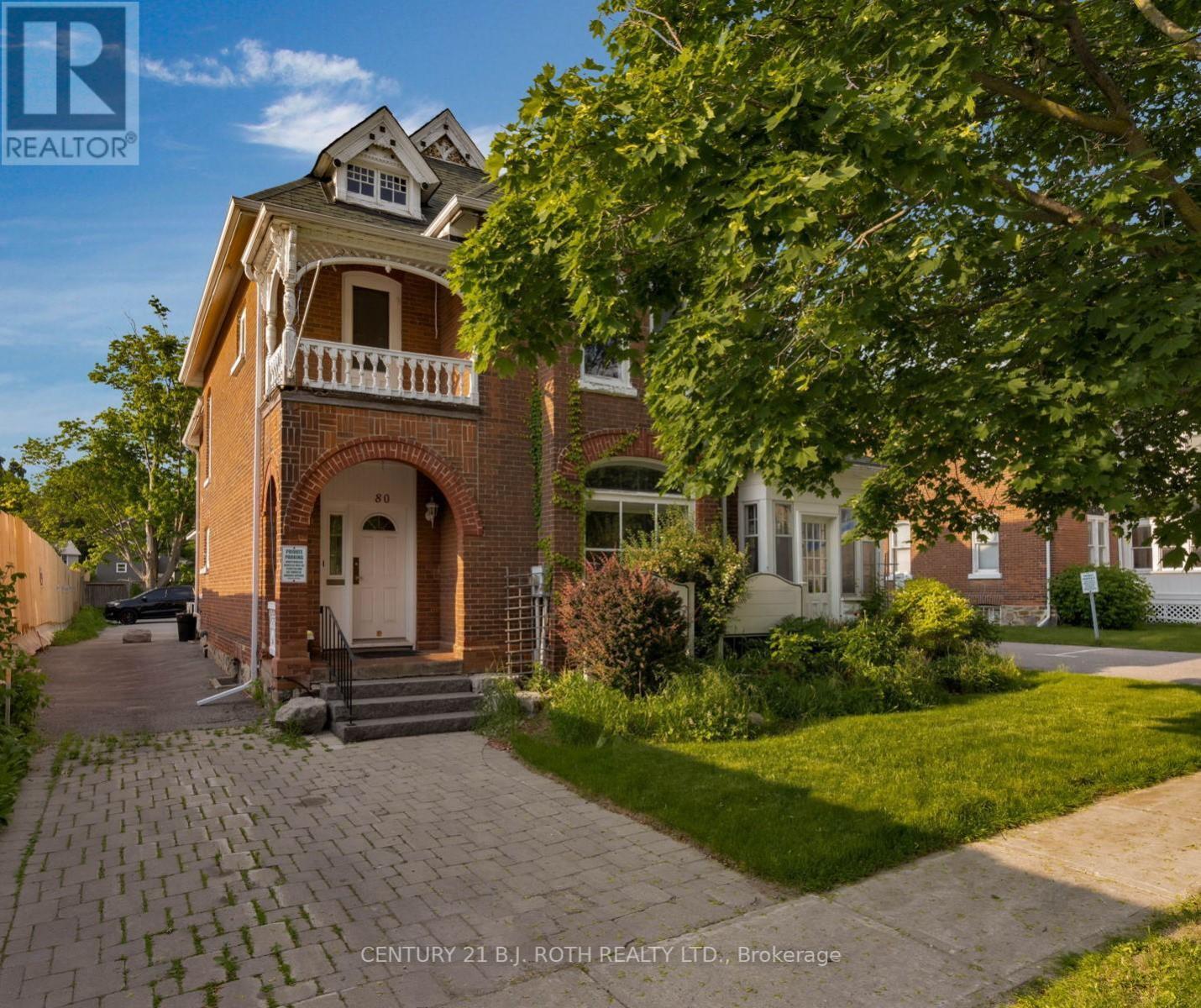80 Worsley Street, Barrie, ON