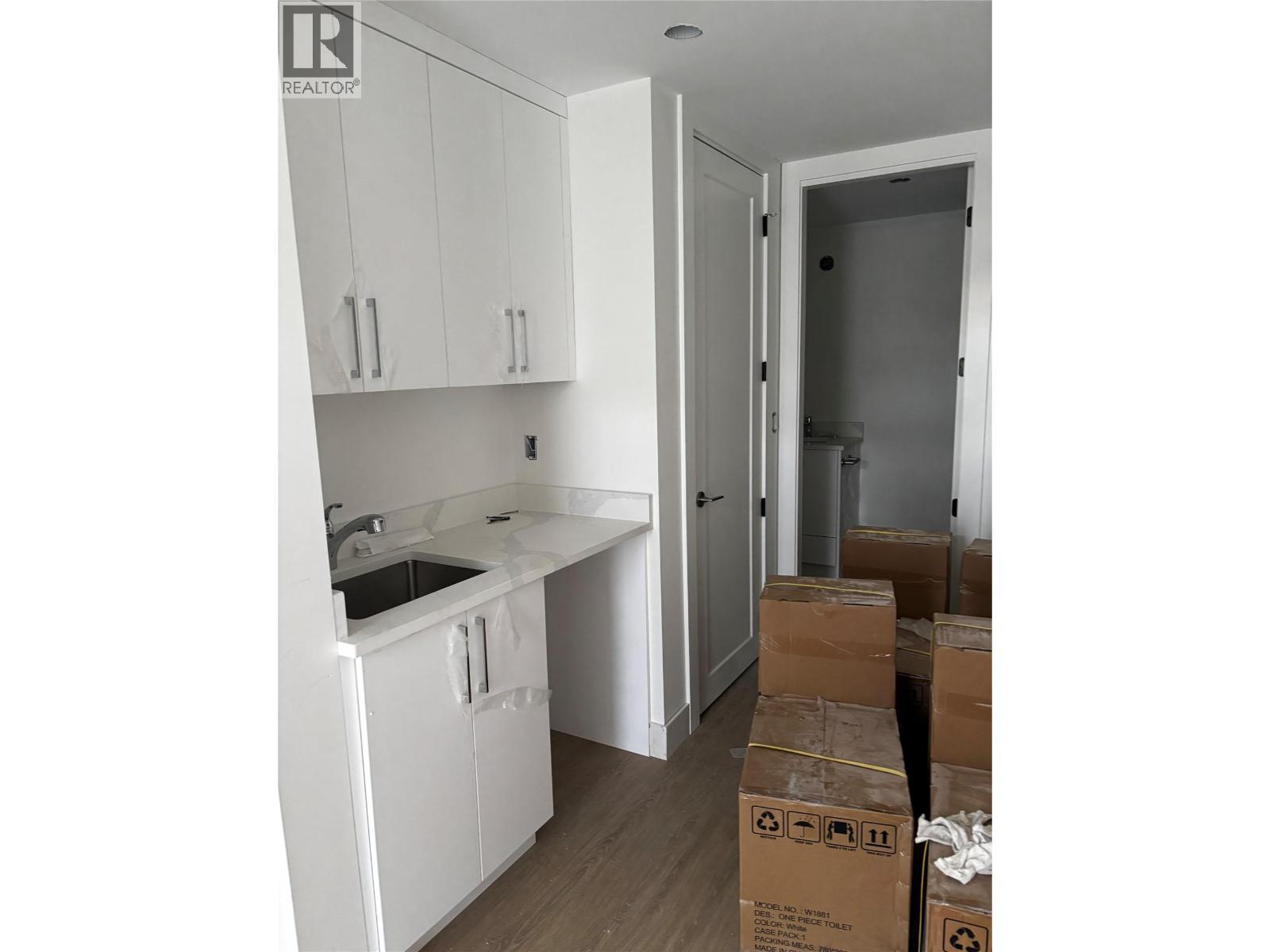 micro unit lock off - 980 Franklyn Road Unit# 6 Lot# 6, Kelowna, BC