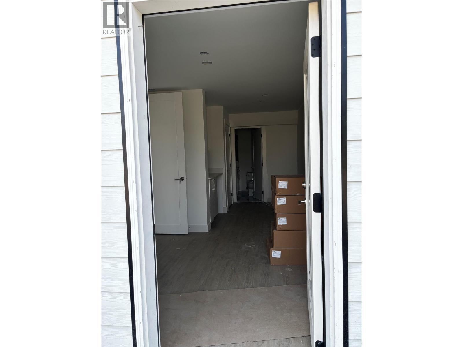 LOCK OFF SUITE - 980 Franklyn Road Unit# 5 Lot# 5, Kelowna, BC -