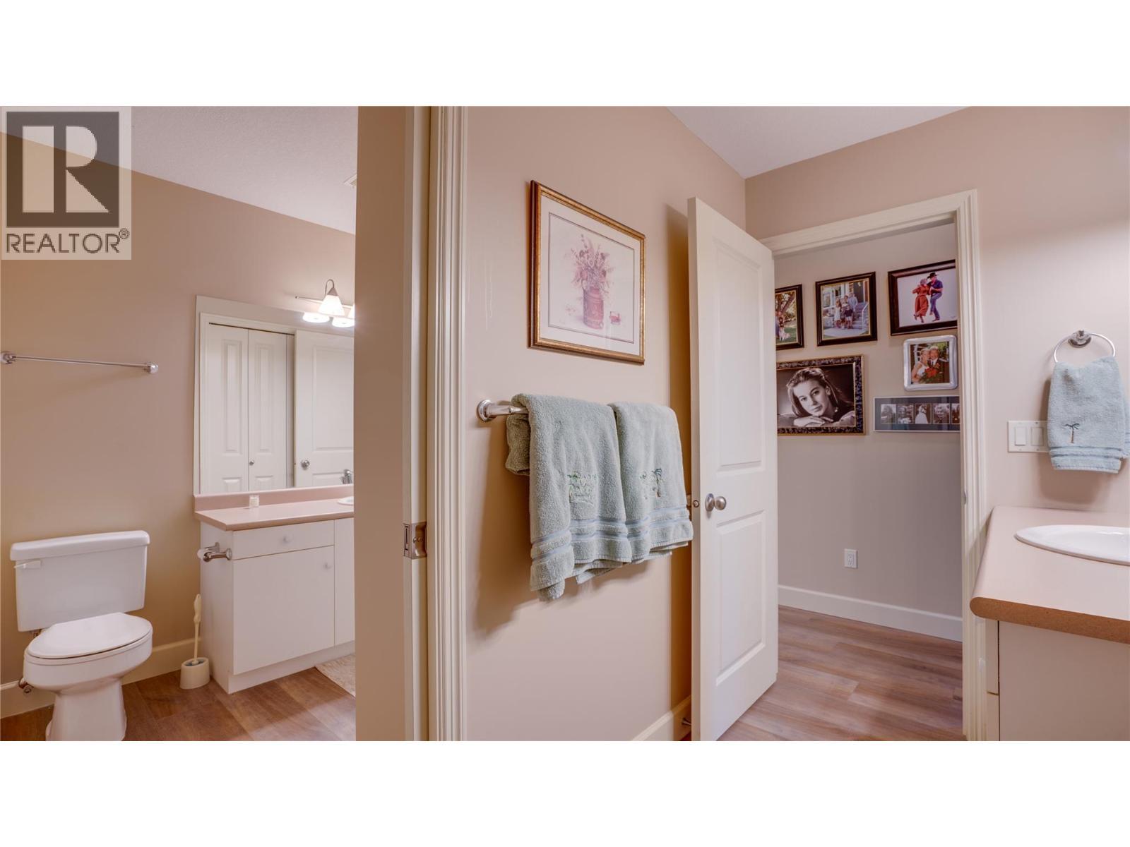 #8 Bayview Heights Lot# 8, Coldstream, BC - Indoor Photo Showing Bathroom