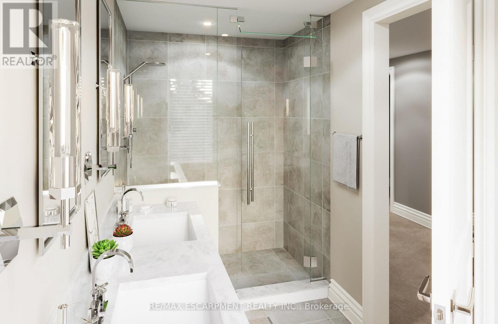 40 - 11 Creek Avenue, Haldimand, ON - Indoor Photo Showing Bathroom