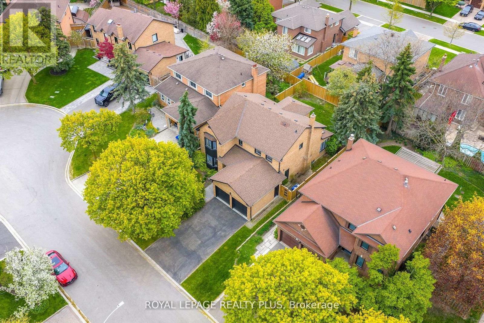4344 Dallas Court, Mississauga, ON - Outdoor With View
