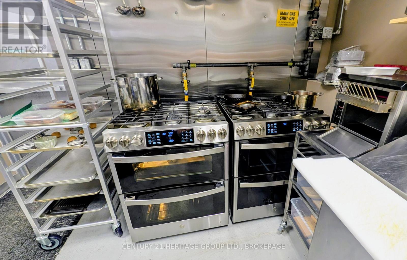 1479 John Counter Boulevard, Kingston (West Of Sir John A. Blvd), ON