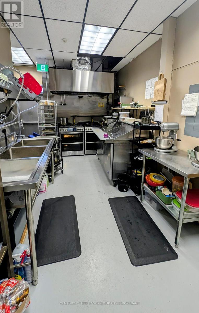 1479 John Counter Boulevard, Kingston (West Of Sir John A. Blvd), ON