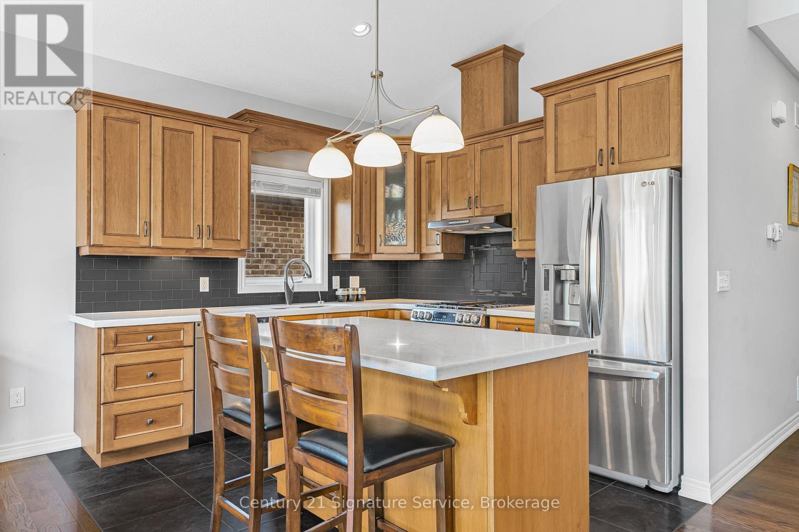 16 Gaiser Road, Welland, ON - Indoor Photo Showing Kitchen