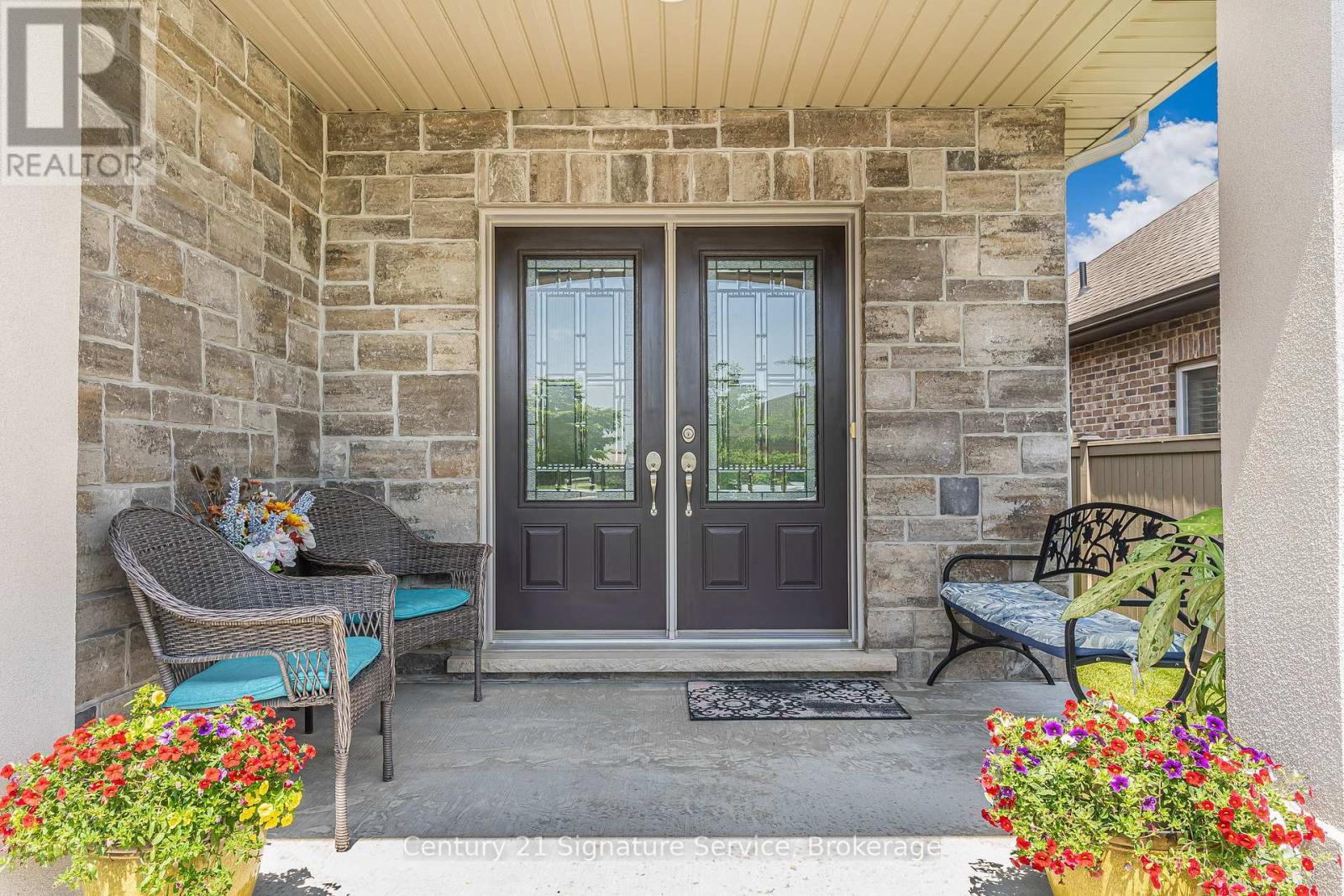 16 Gaiser Road, Welland, ON - Outdoor With Deck Patio Veranda