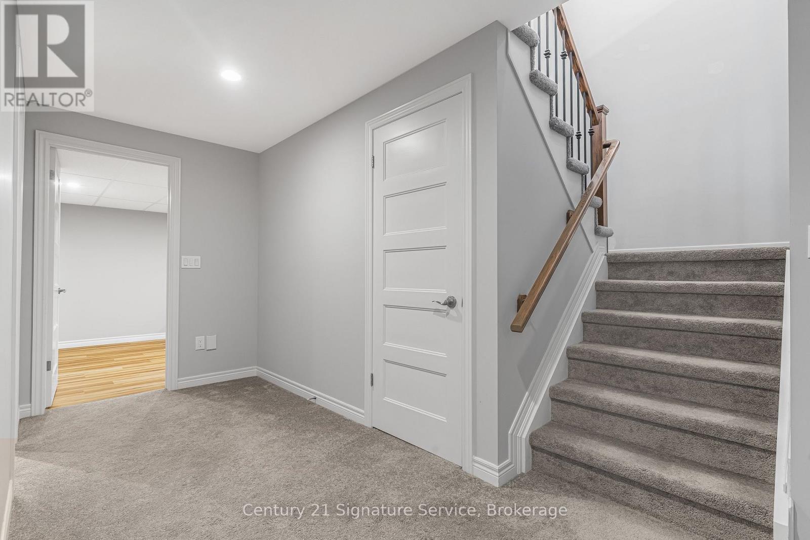 16 Gaiser Road, Welland, ON - Indoor Photo Showing Other Room