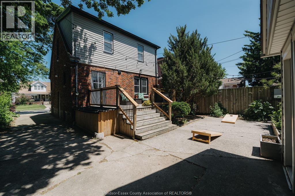 2263 Fraser Avenue, Windsor, ON - Outdoor With Deck Patio Veranda