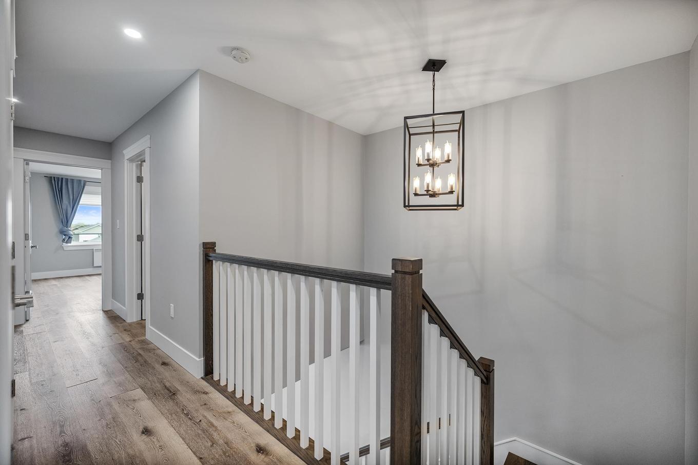 5 12 Harold Court, Cornwall, PE