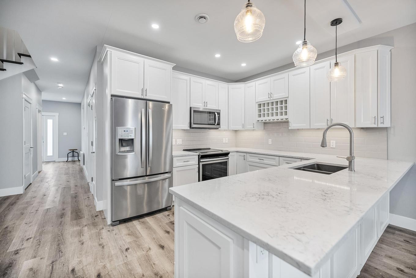 5 12 Harold Court, Cornwall, PE
