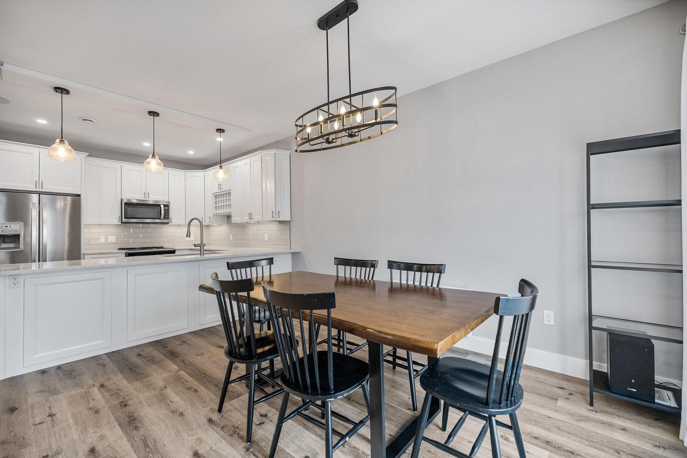 5 12 Harold Court, Cornwall, PE