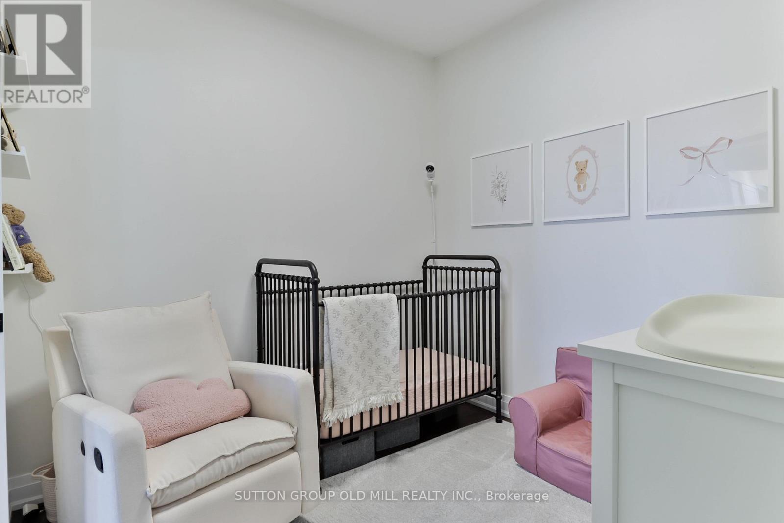 602 - 103 The Queensway, Toronto, ON - Indoor Photo Showing Bedroom