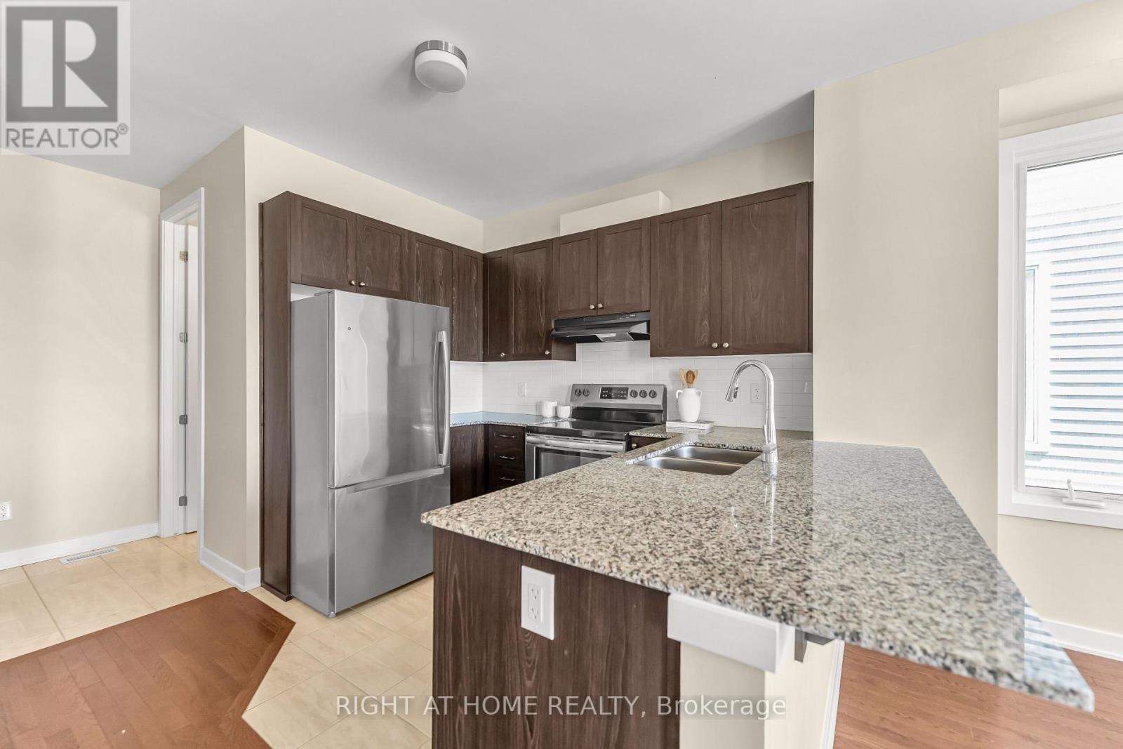 6319 Perth Street, Ottawa, ON - Indoor Photo Showing Kitchen With Double Sink