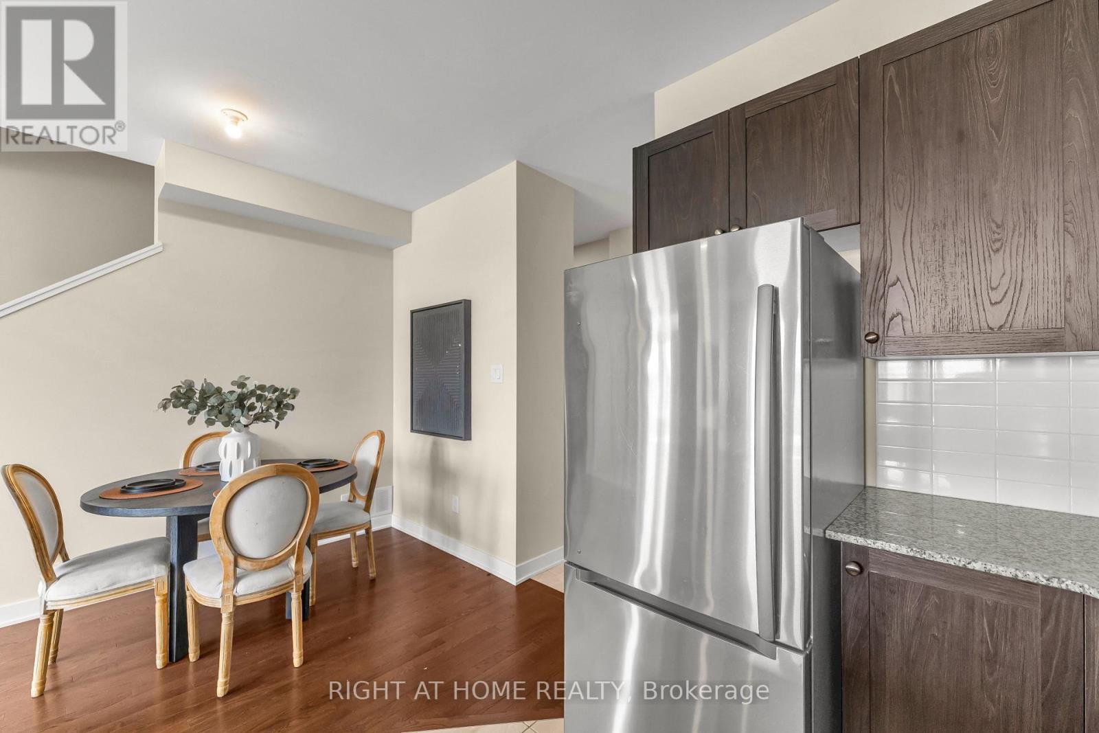 6319 Perth Street, Ottawa, ON - Indoor