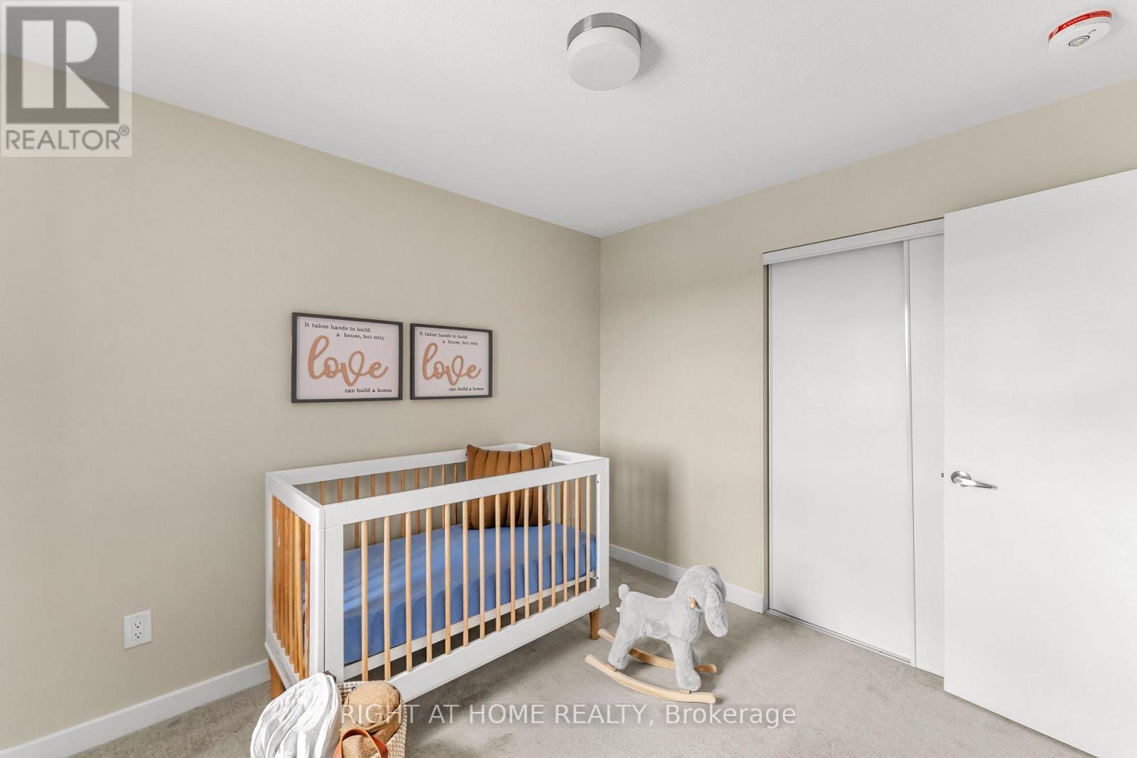 6319 Perth Street, Ottawa, ON - Indoor Photo Showing Bedroom