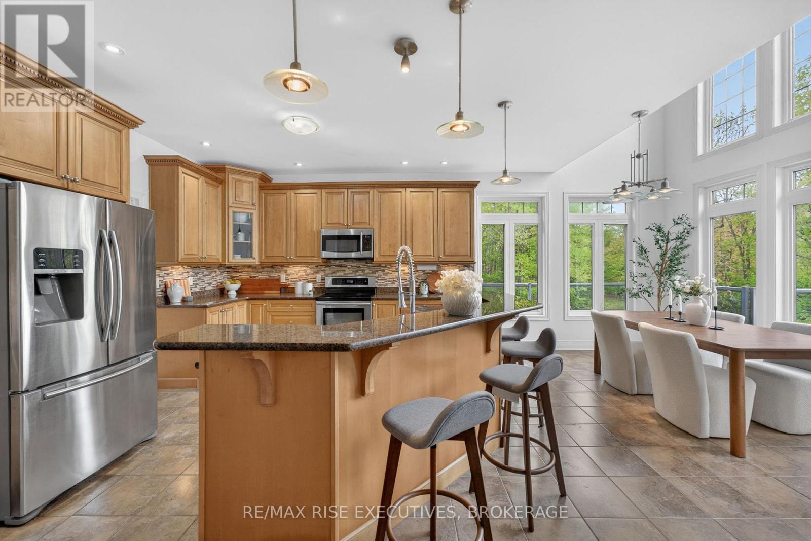Custom Maple Cabinetry - 1206B Burnt Hills Road, Frontenac (Frontenac South), ON - Indoor Photo Showing Kitchen With Upgraded Kitchen