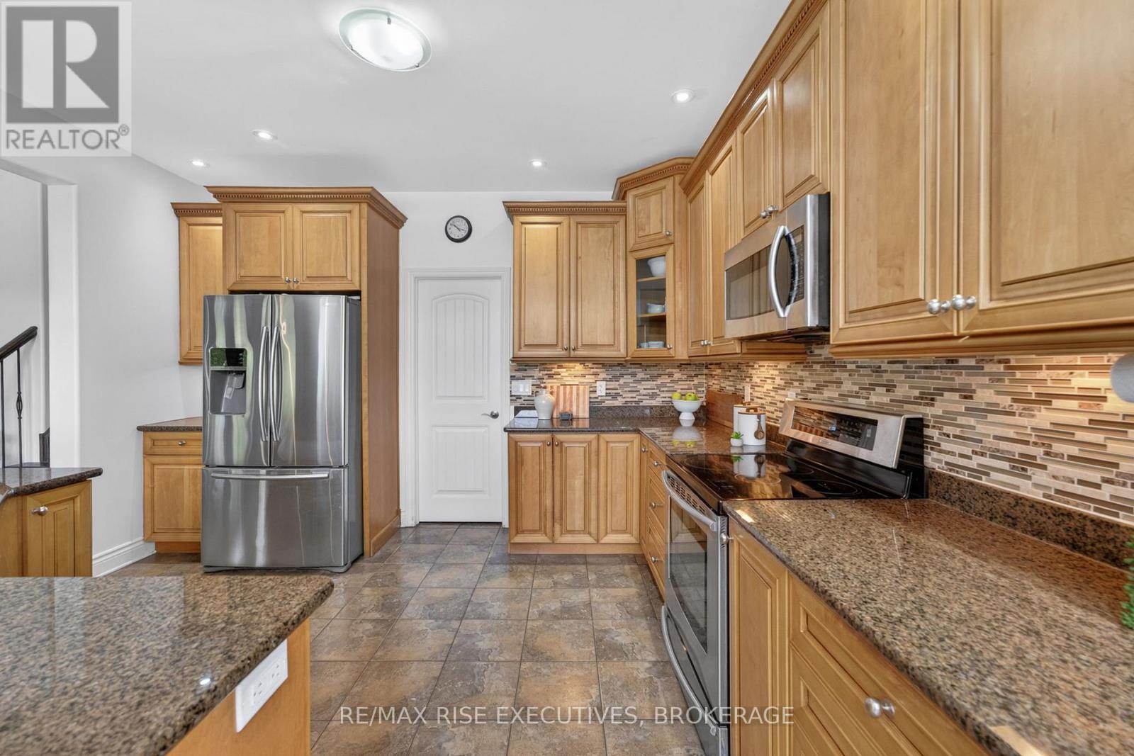 Custom Maple Cabinetry with pantrey - 1206B Burnt Hills Road, Frontenac (Frontenac South), ON - Indoor Photo Showing Kitchen With Upgraded Kitchen