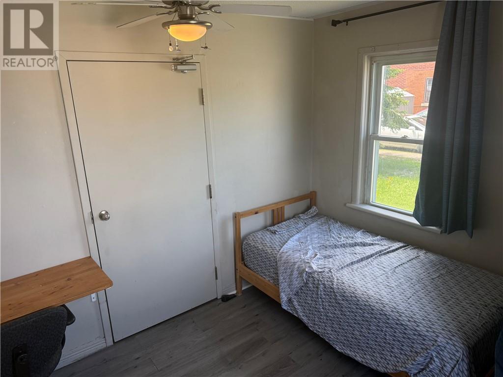 1 Whittaker, Sudbury, ON - Indoor Photo Showing Bedroom