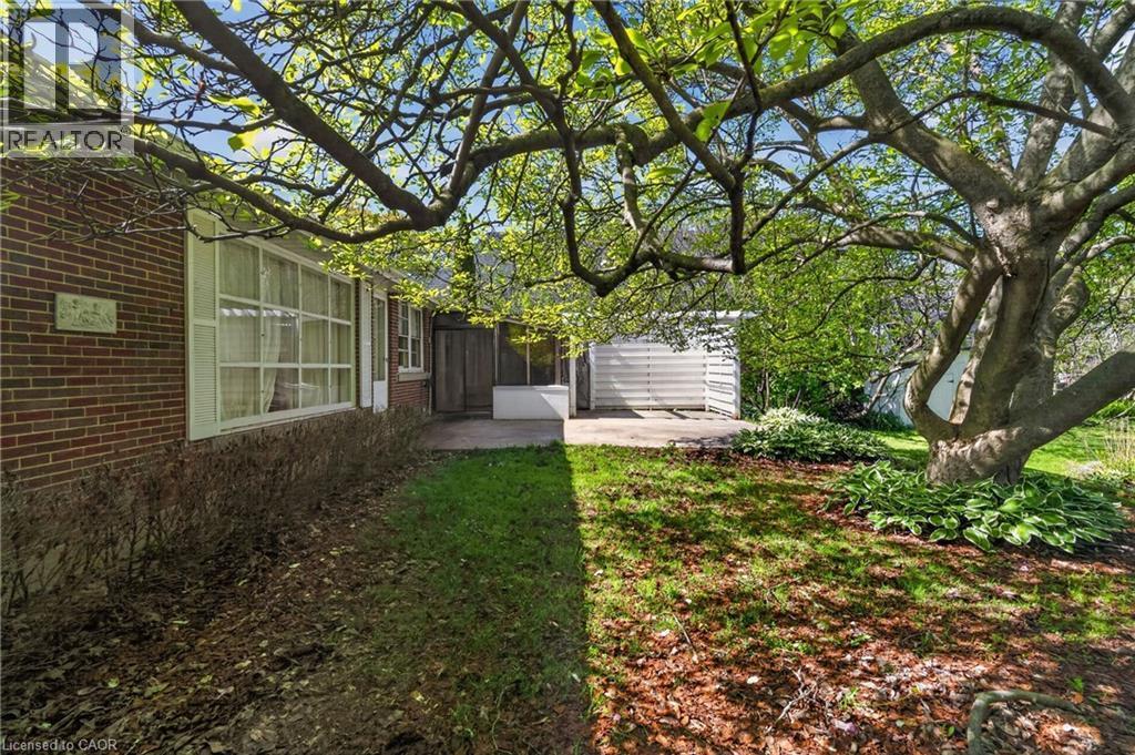 53 Lovers Lane, Ancaster, ON - Outdoor