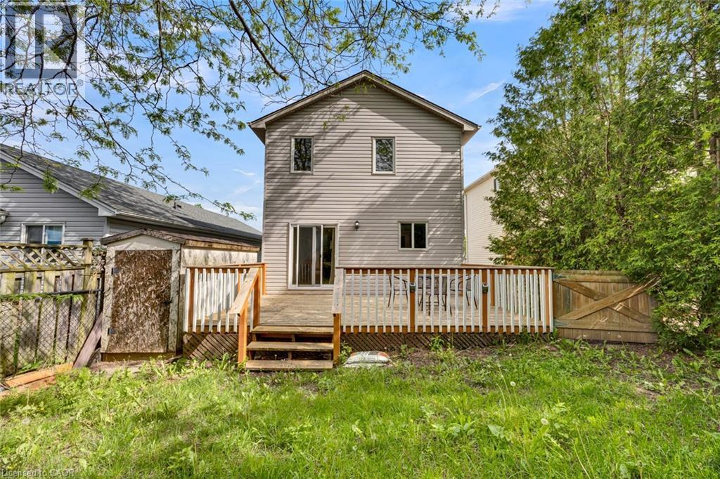 34 Phair Crescent, London, ON - Outdoor