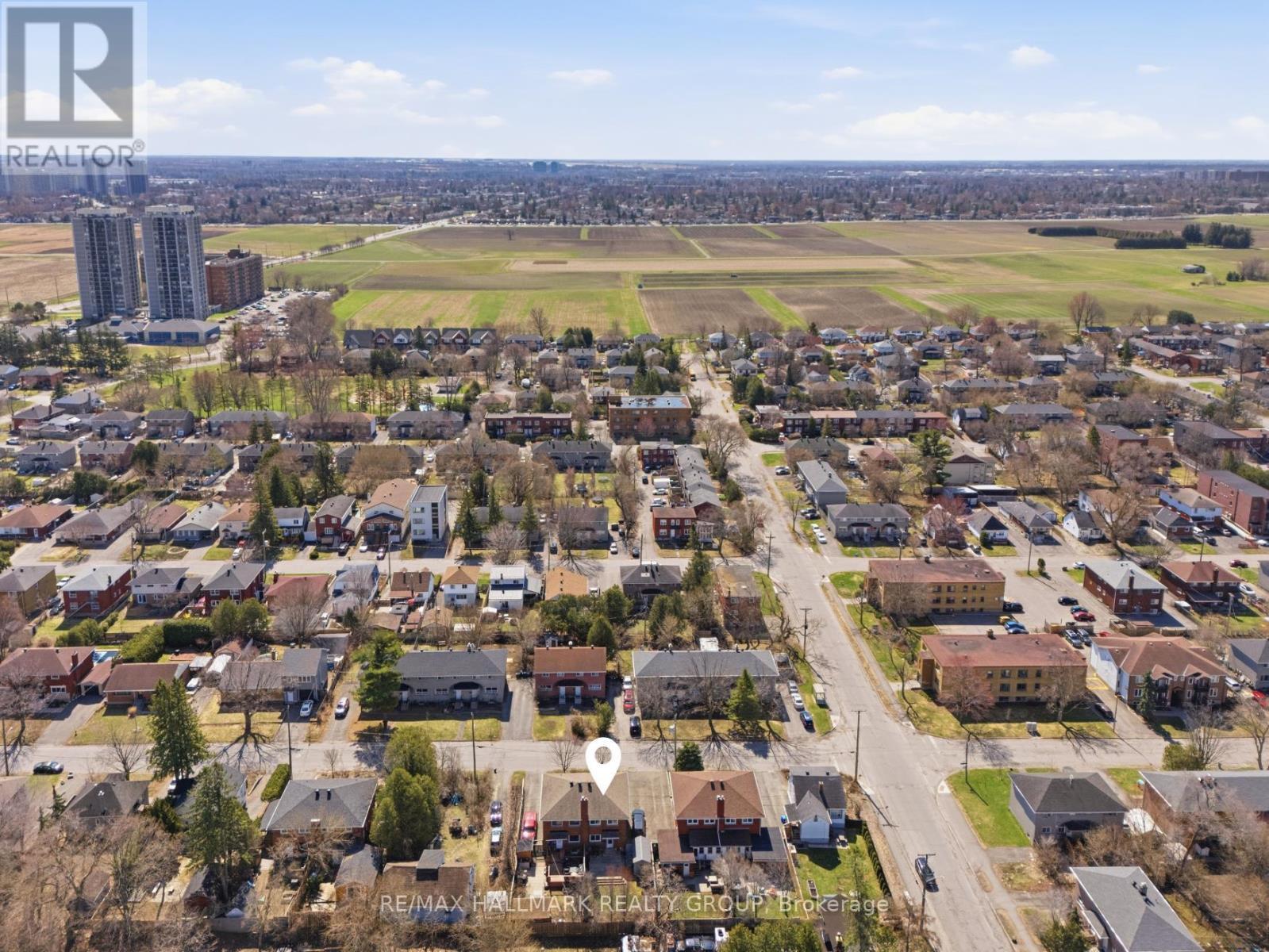 1213 Emperor Avenue, Ottawa, ON - Outdoor With View