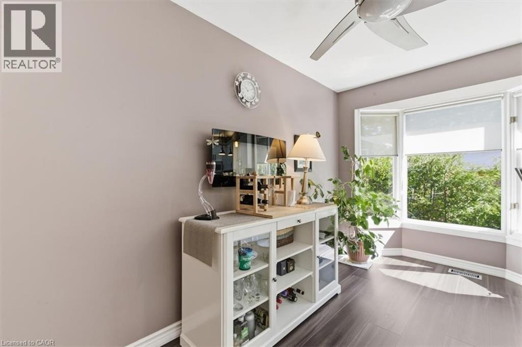 26 Sideroad 18, Fergus, ON - Indoor