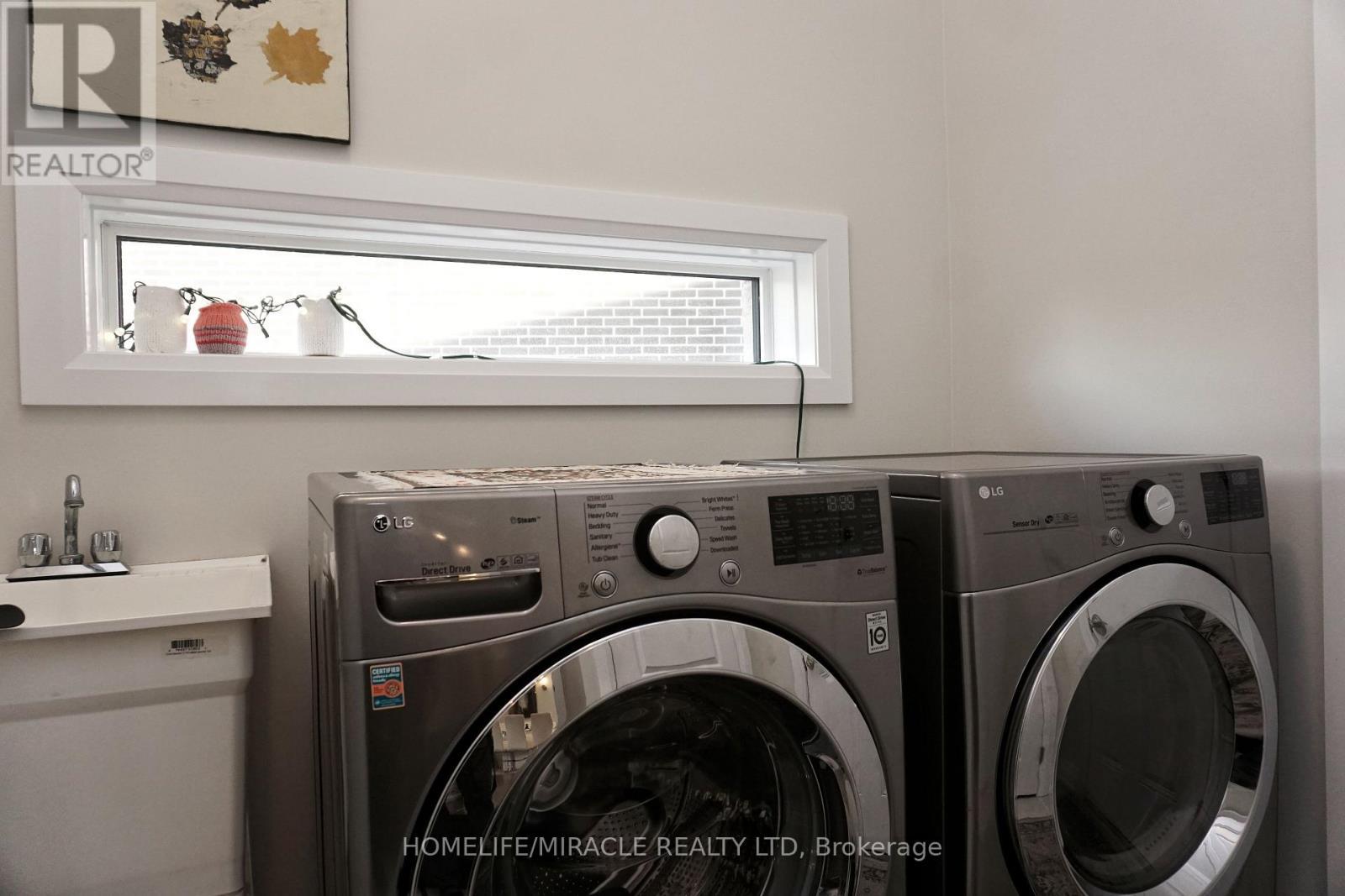 63 Ian Ormston Drive, Kitchener, ON - Indoor Photo Showing Laundry Room
