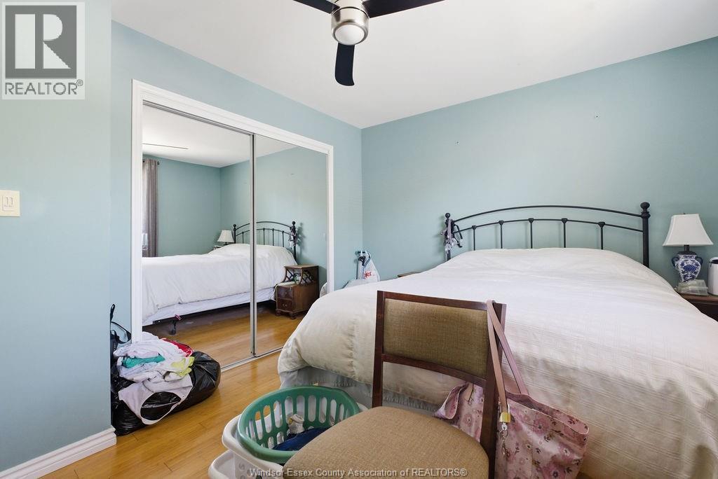 512 Elinor, Windsor, ON - Indoor Photo Showing Bedroom