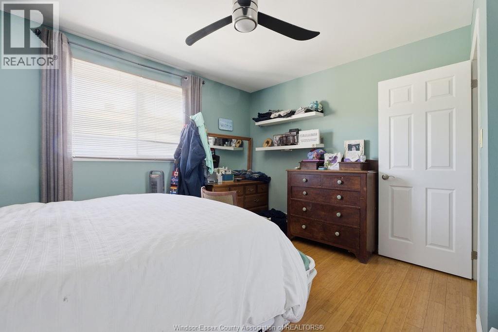 512 Elinor, Windsor, ON - Indoor Photo Showing Bedroom