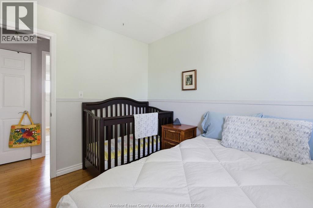 512 Elinor, Windsor, ON - Indoor Photo Showing Bedroom