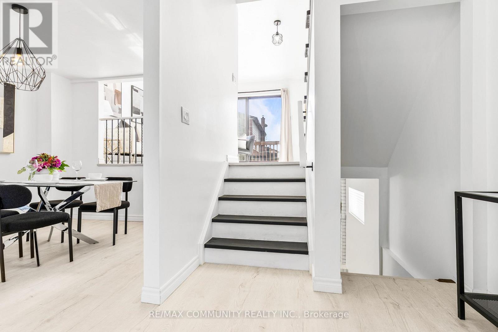 42 Kay Drive, Toronto, ON